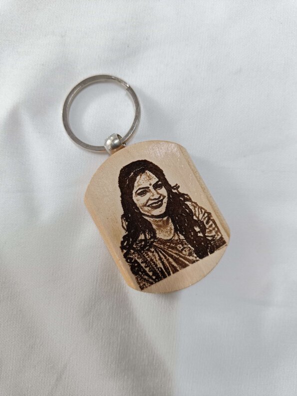 wooden keychain,wooden photo keychain,keychain,wooden keychain for bike,wooden keychain for car,wooden keychain with photo,wooden keychain photo engraving